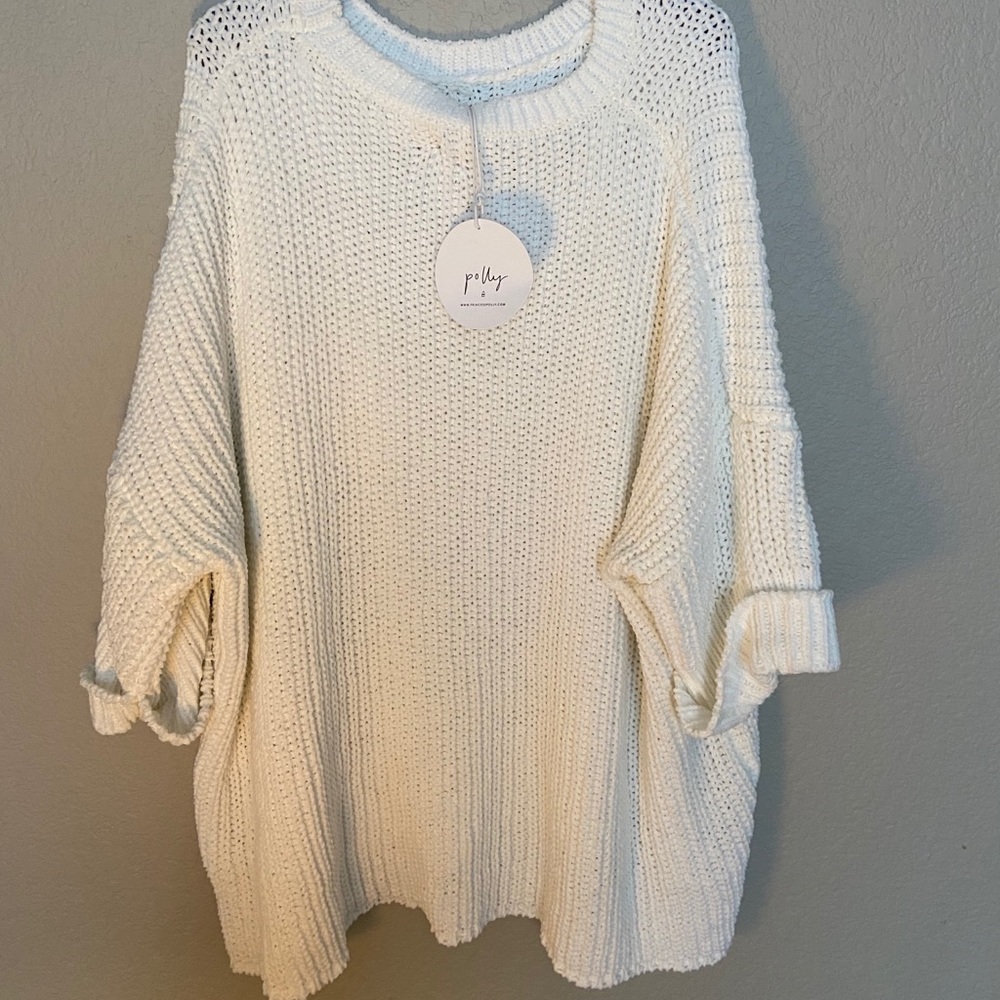 White over sized sweater